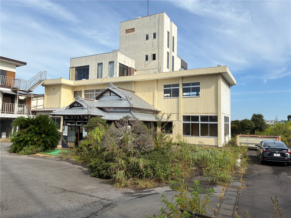 伊勢屋他解体工事 施工前